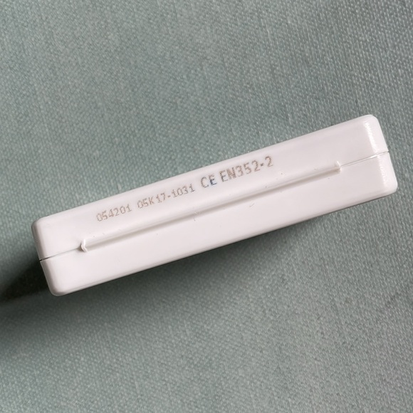 Quies French Ear Plugs with Natural Wax Lot of 4 - Picture 5 of 8